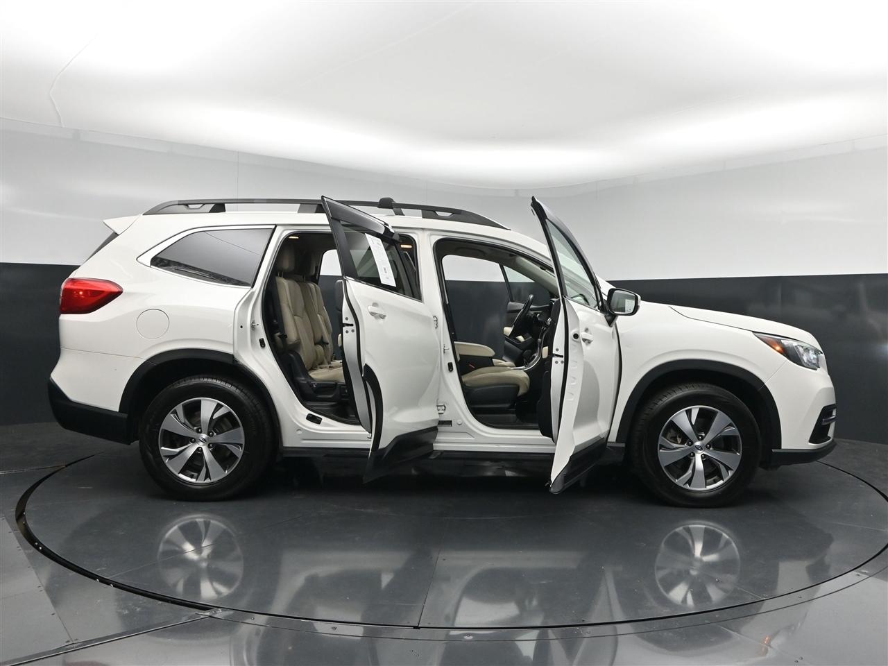 Subaru Ascent Premium 2022