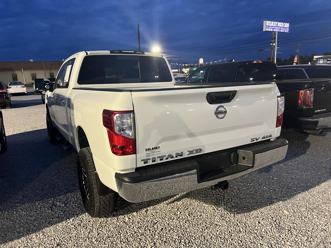 Nissan Titan XD S Crew Cab 4WD 2018
