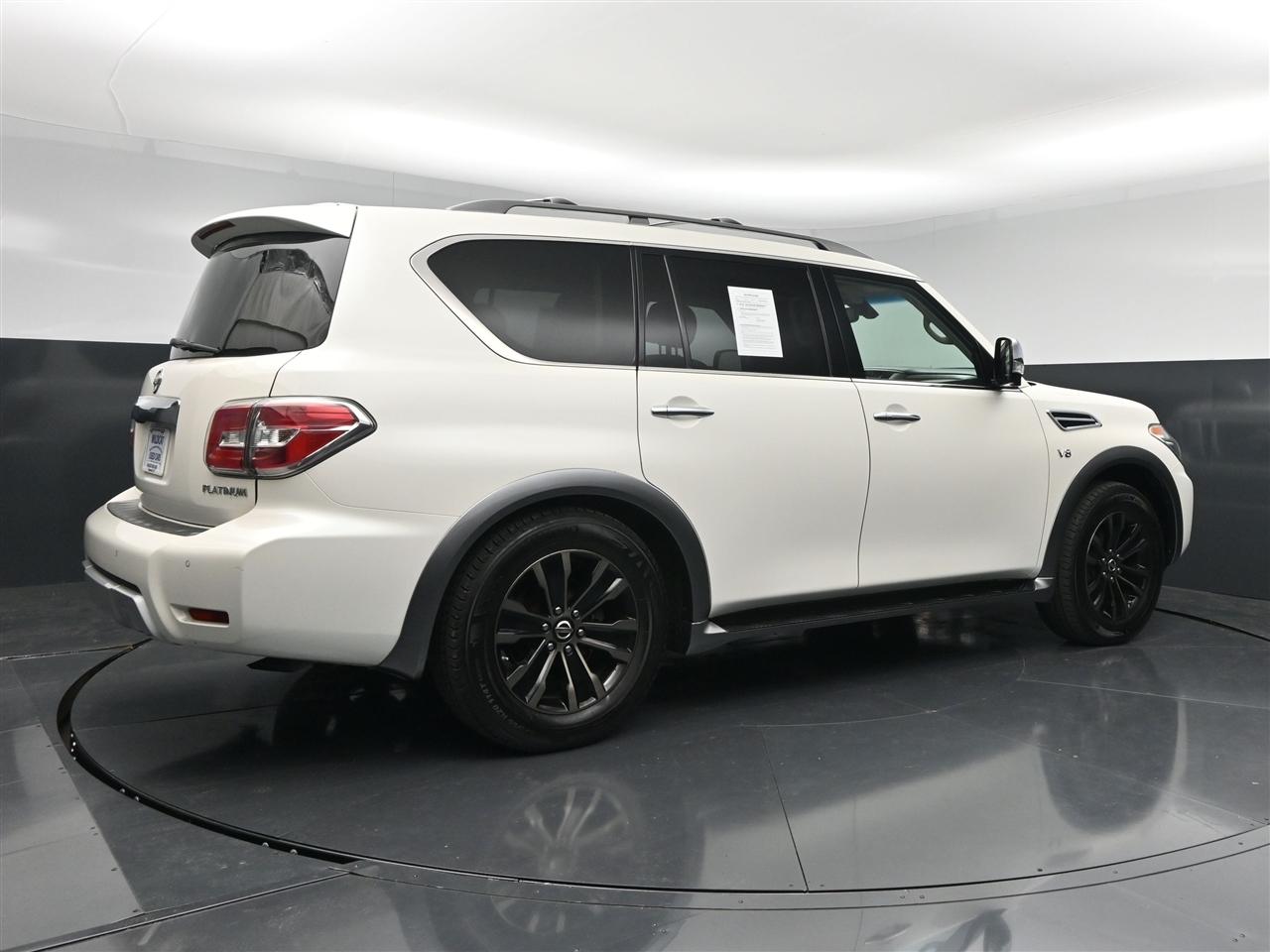 Nissan Armada Platinum AWD 2017