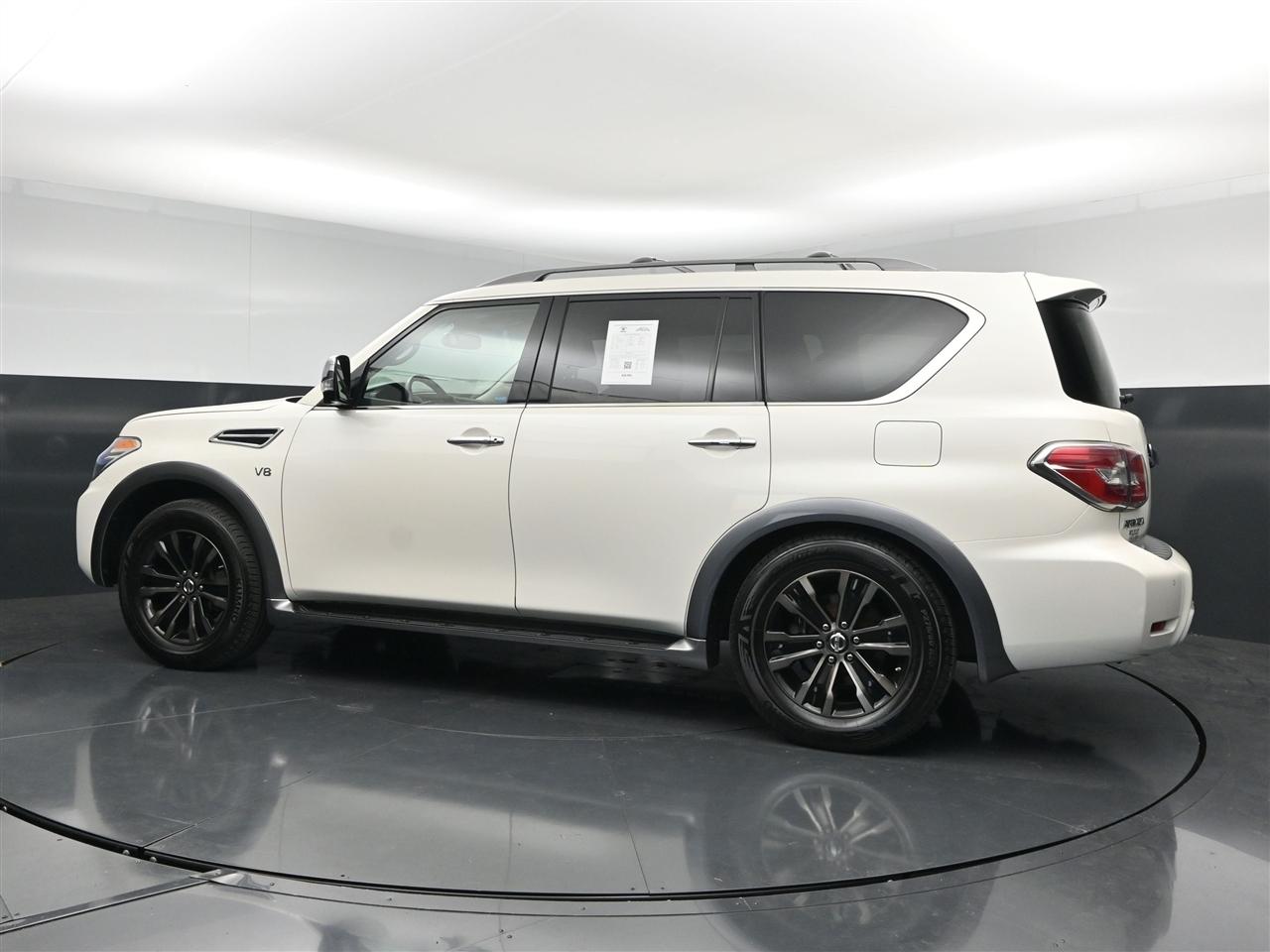 Nissan Armada Platinum AWD 2017