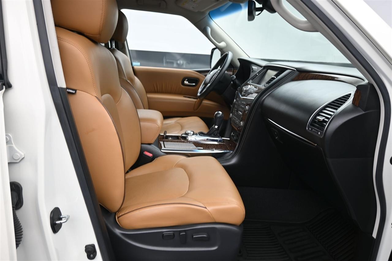 Nissan Armada Platinum AWD 2017