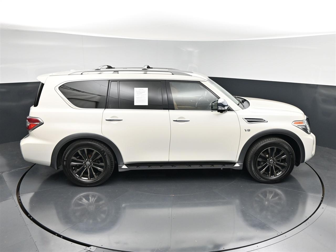 Nissan Armada Platinum AWD 2017