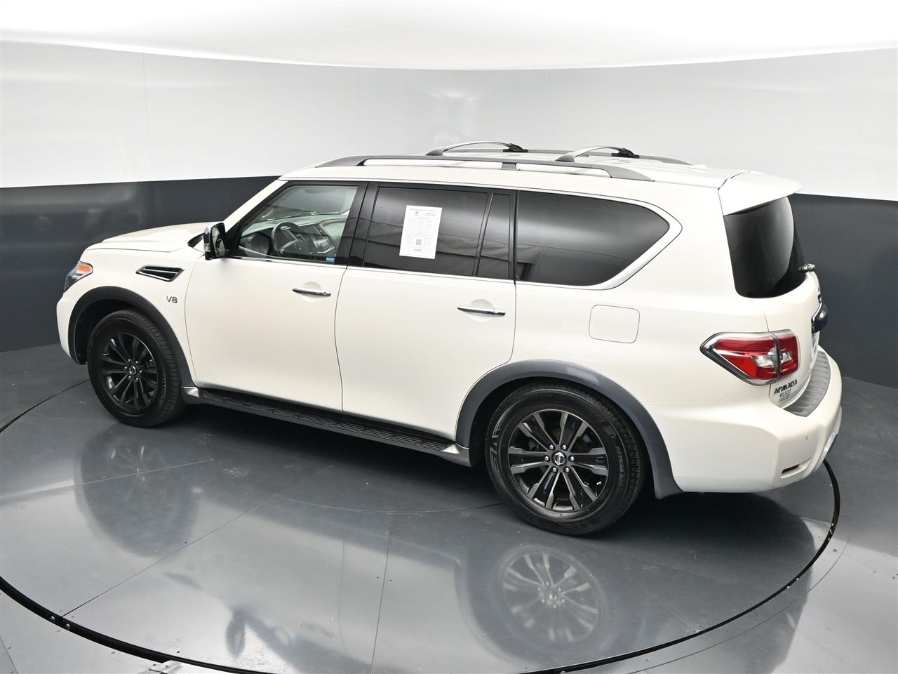Nissan Armada Platinum AWD 2017