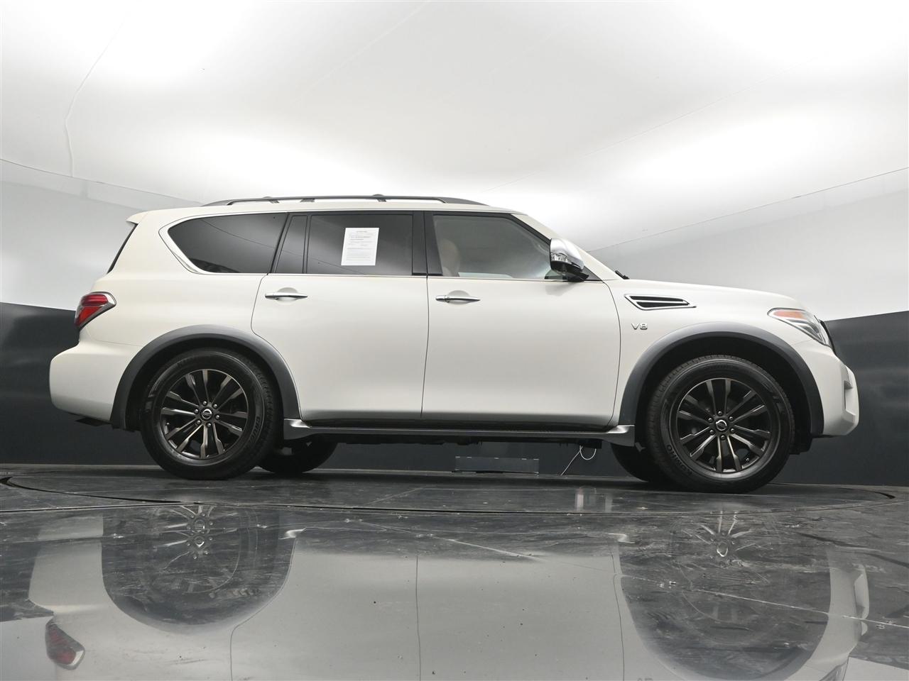 Nissan Armada Platinum AWD 2017