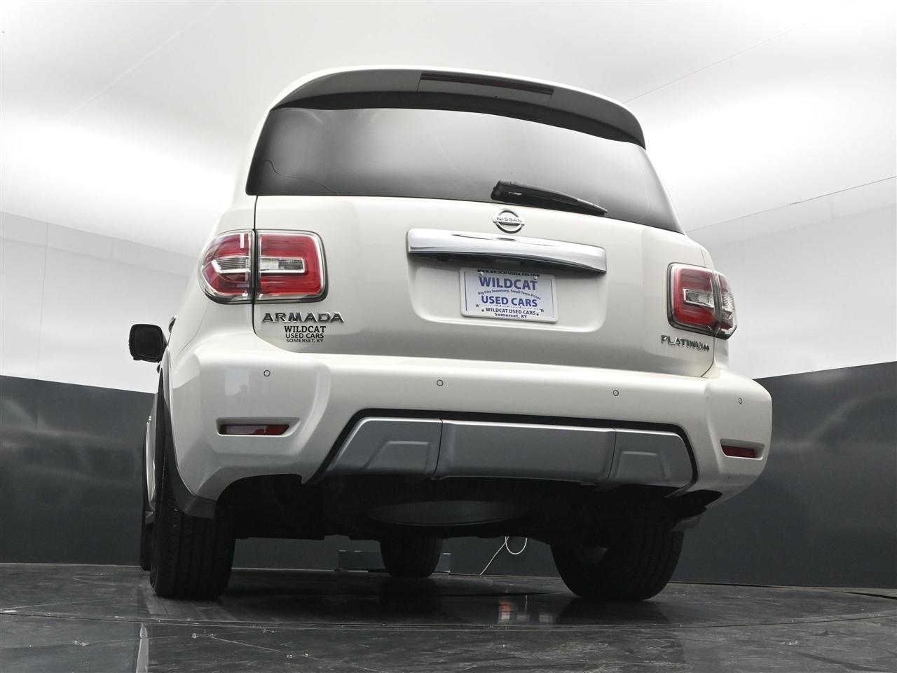 Nissan Armada Platinum AWD 2017