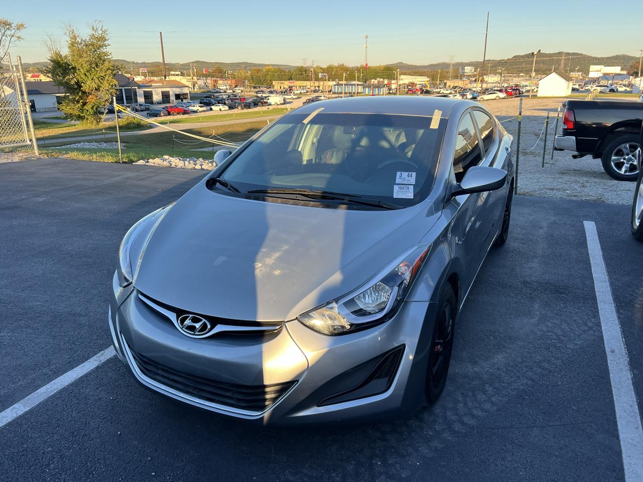 2016 Hyundai Elantra SE 6AT