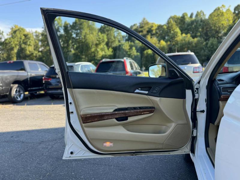 Honda Accord EX-L V6 Sedan AT 2012