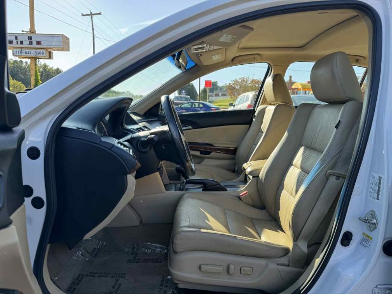 Honda Accord EX-L V6 Sedan AT 2012