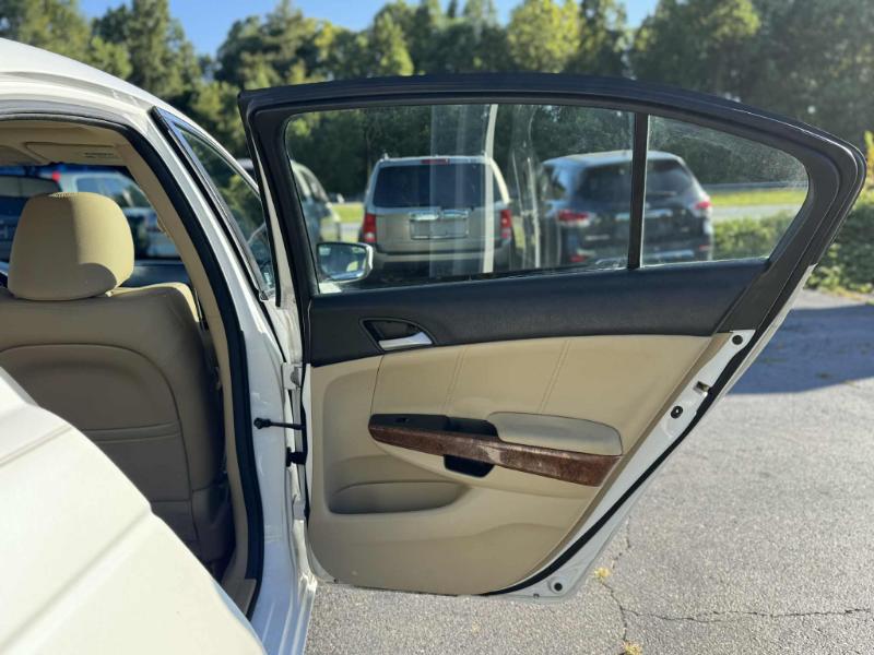 Honda Accord EX-L V6 Sedan AT 2012