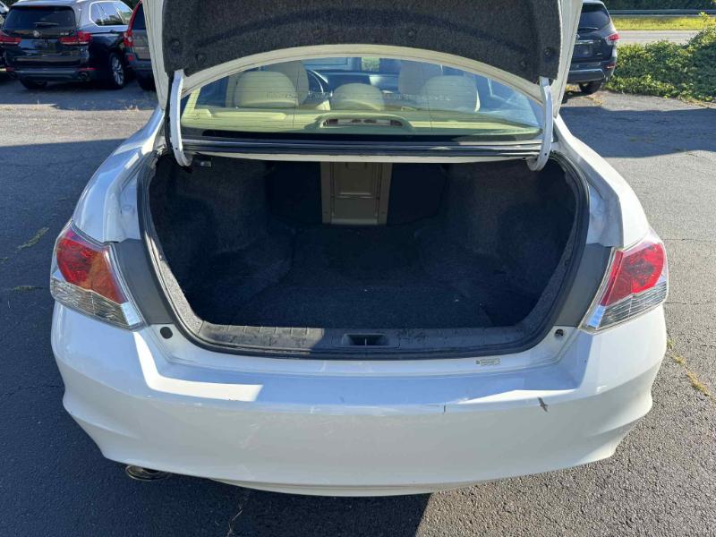 Honda Accord EX-L V6 Sedan AT 2012