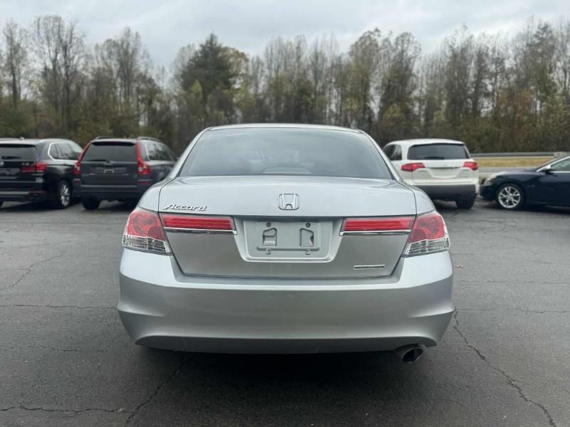 Honda Accord SE Sedan AT 2011