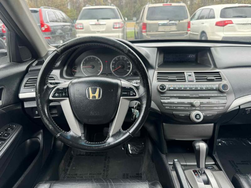 Honda Accord SE Sedan AT 2011