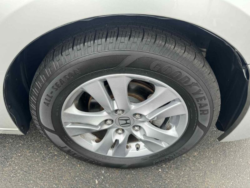 Honda Accord SE Sedan AT 2011