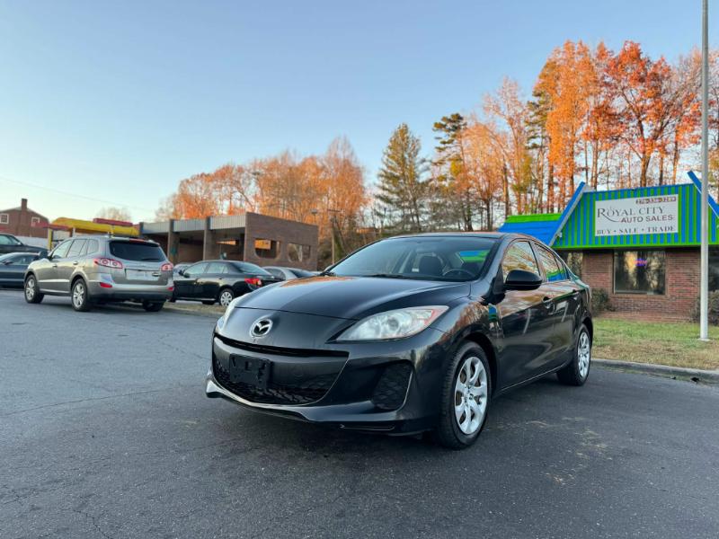 2013 Mazda MAZDA3 i SV MT 4-Door