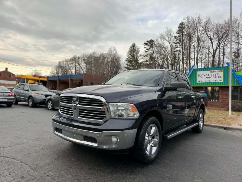 2014 RAM 1500 SLT Crew Cab SWB 4WD