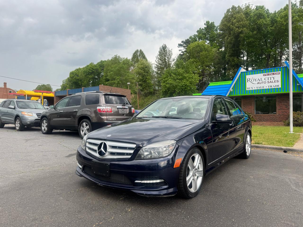 2011 Mercedes-Benz C-Class C300 4MATIC Luxury Sedan