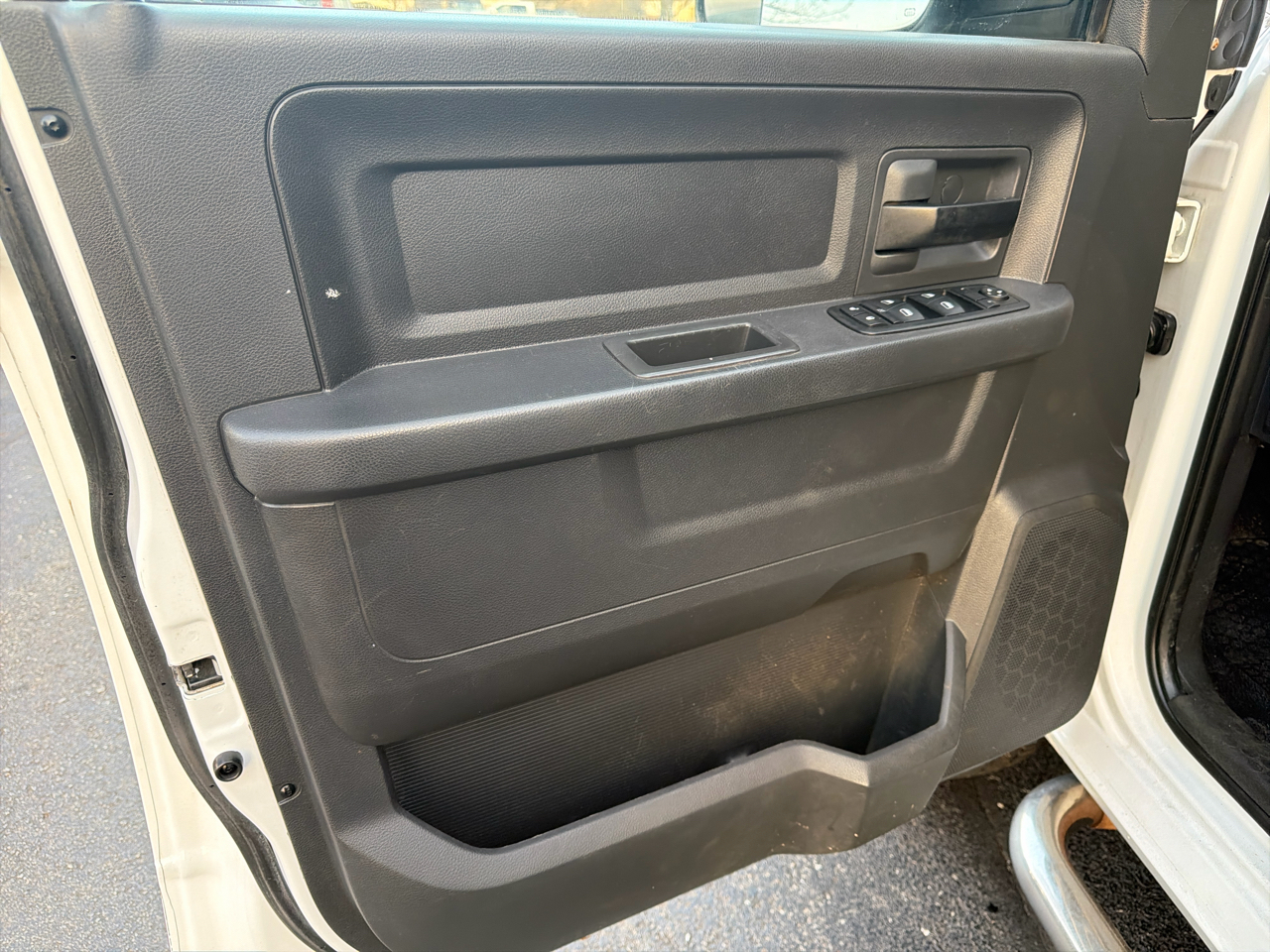 RAM 2500 ST Crew Cab LWB 4WD 2011