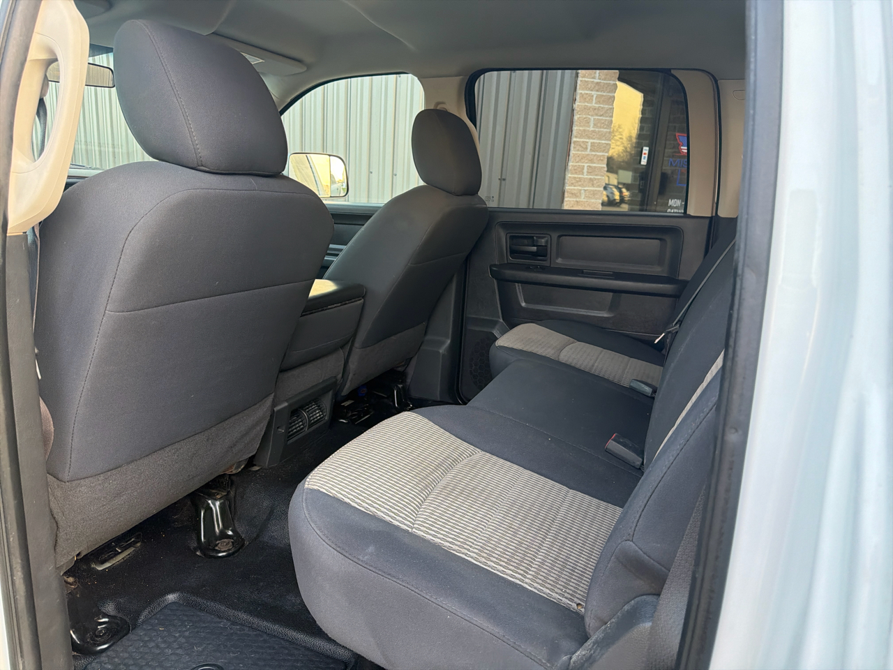 RAM 2500 ST Crew Cab LWB 4WD 2011