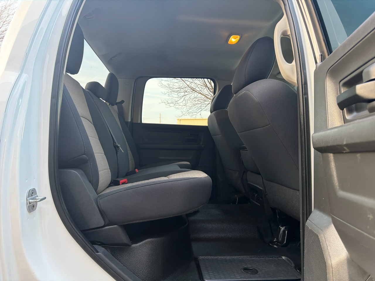 RAM 2500 ST Crew Cab LWB 4WD 2011