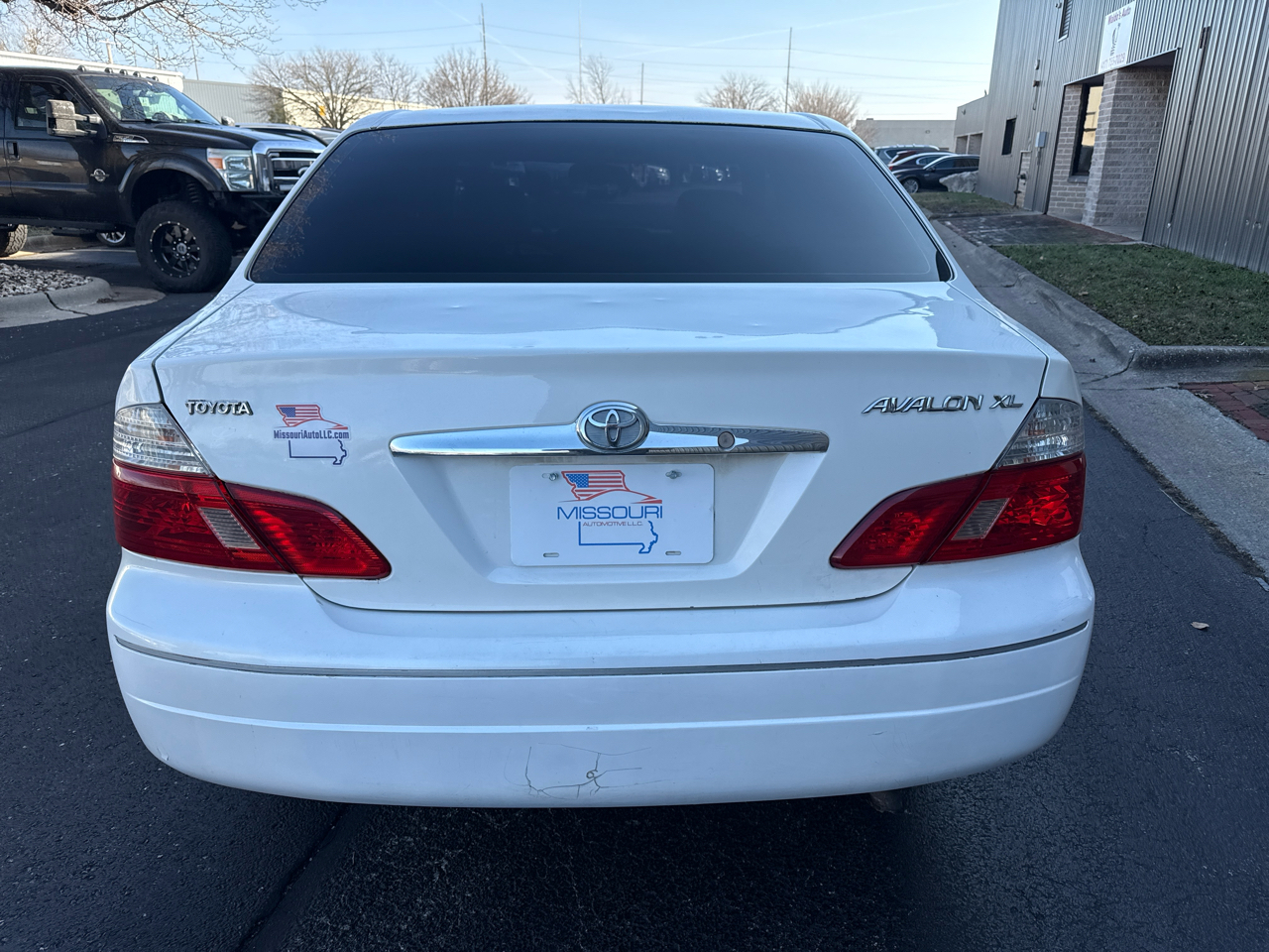 Toyota Avalon XL 2003