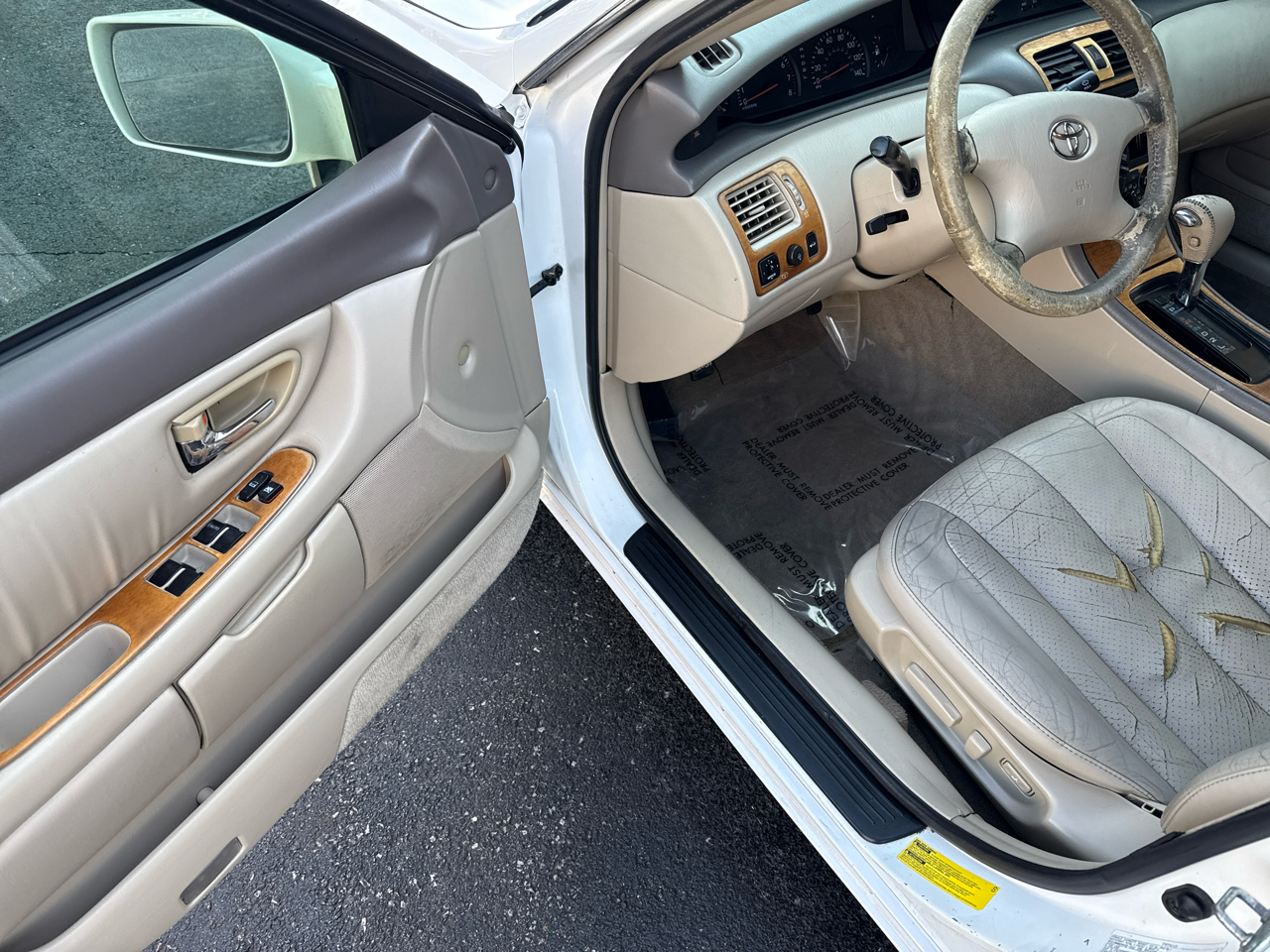 Toyota Avalon XL 2003