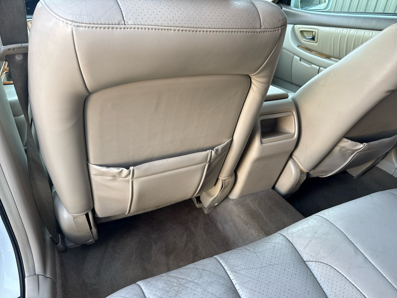 Toyota Avalon XL 2003