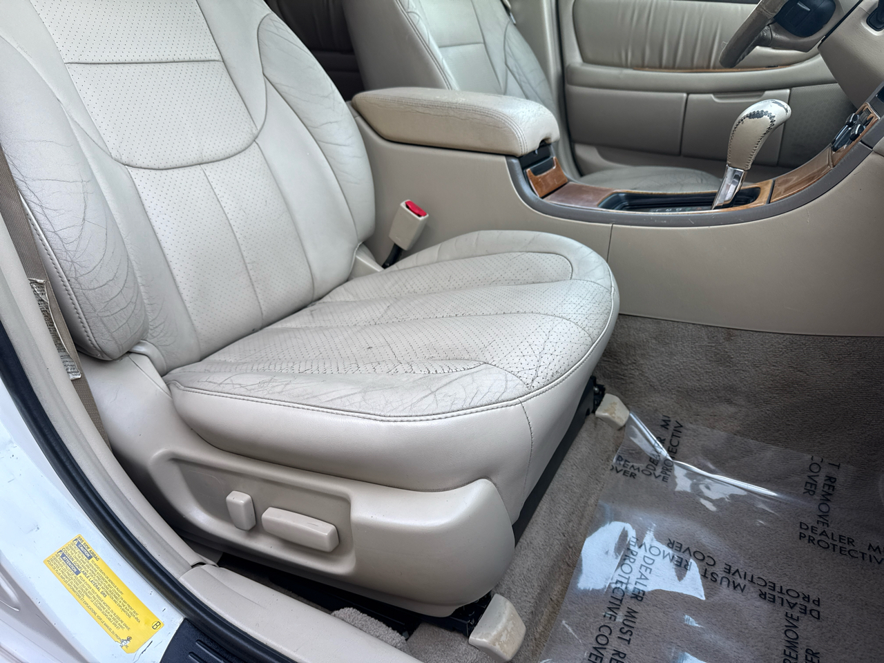 Toyota Avalon XL 2003