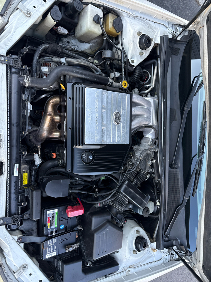 Toyota Avalon XL 2003