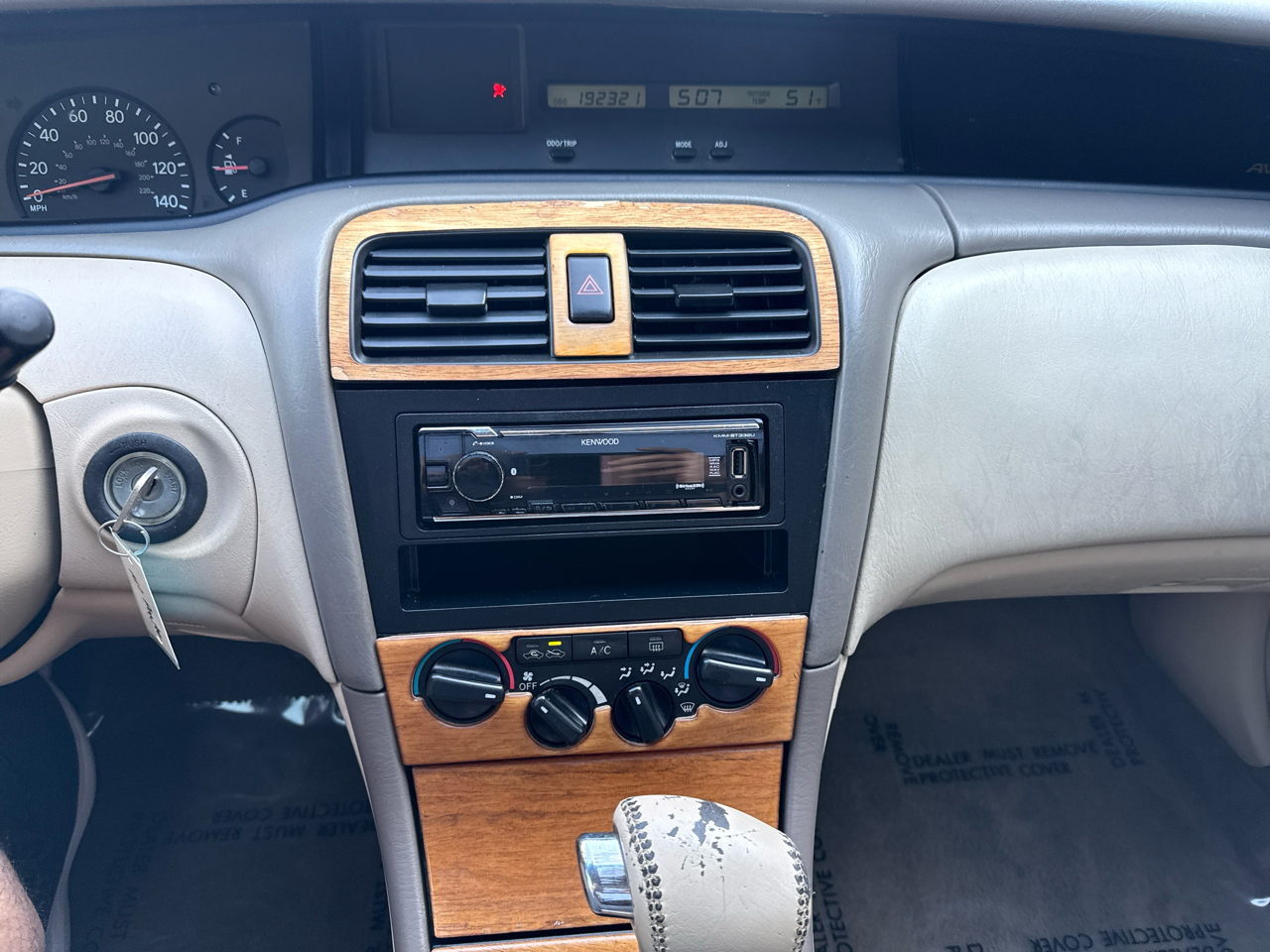 Toyota Avalon XL 2003