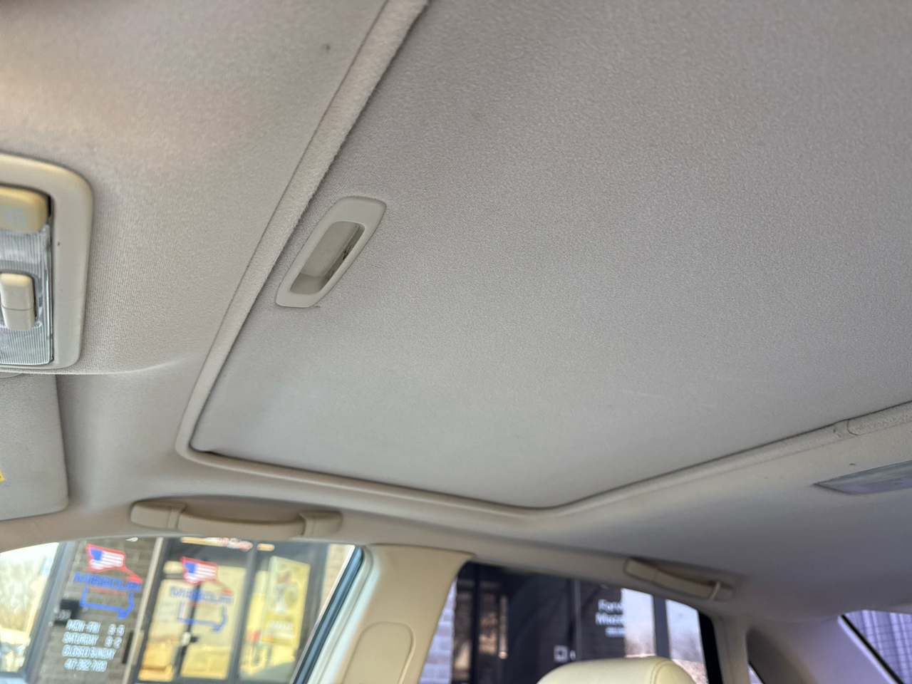 Toyota Avalon XL 2003