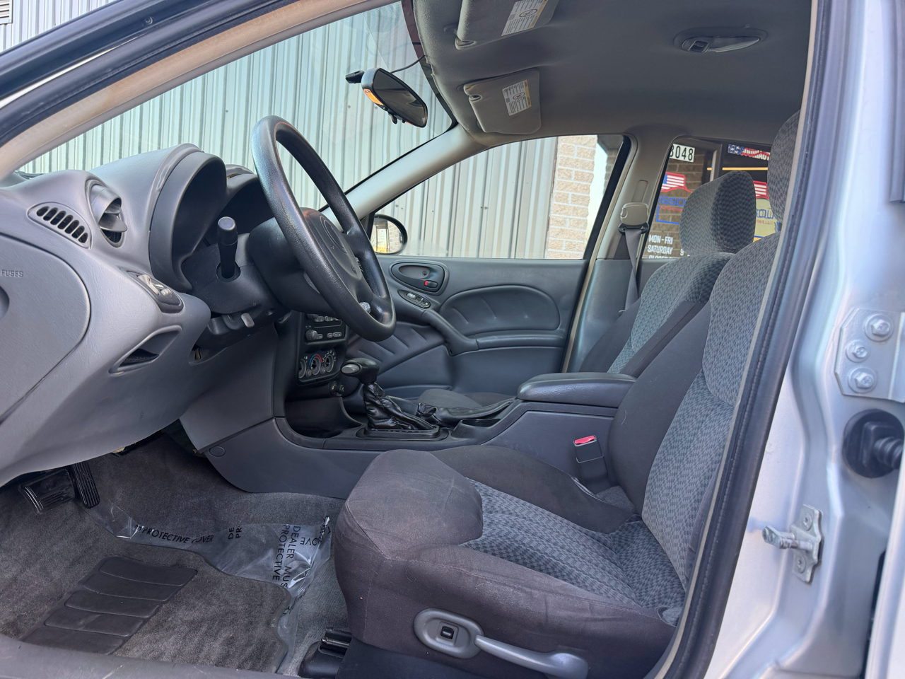 Pontiac Grand Am SE Sedan 2005