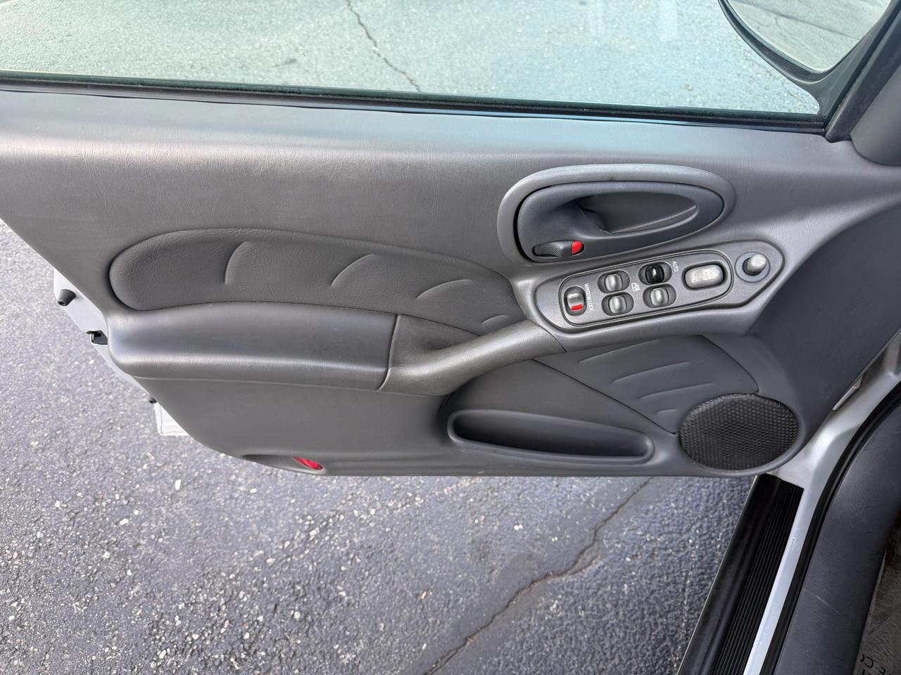 Pontiac Grand Am SE Sedan 2005