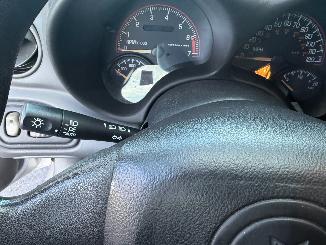 Pontiac Grand Am SE Sedan 2005