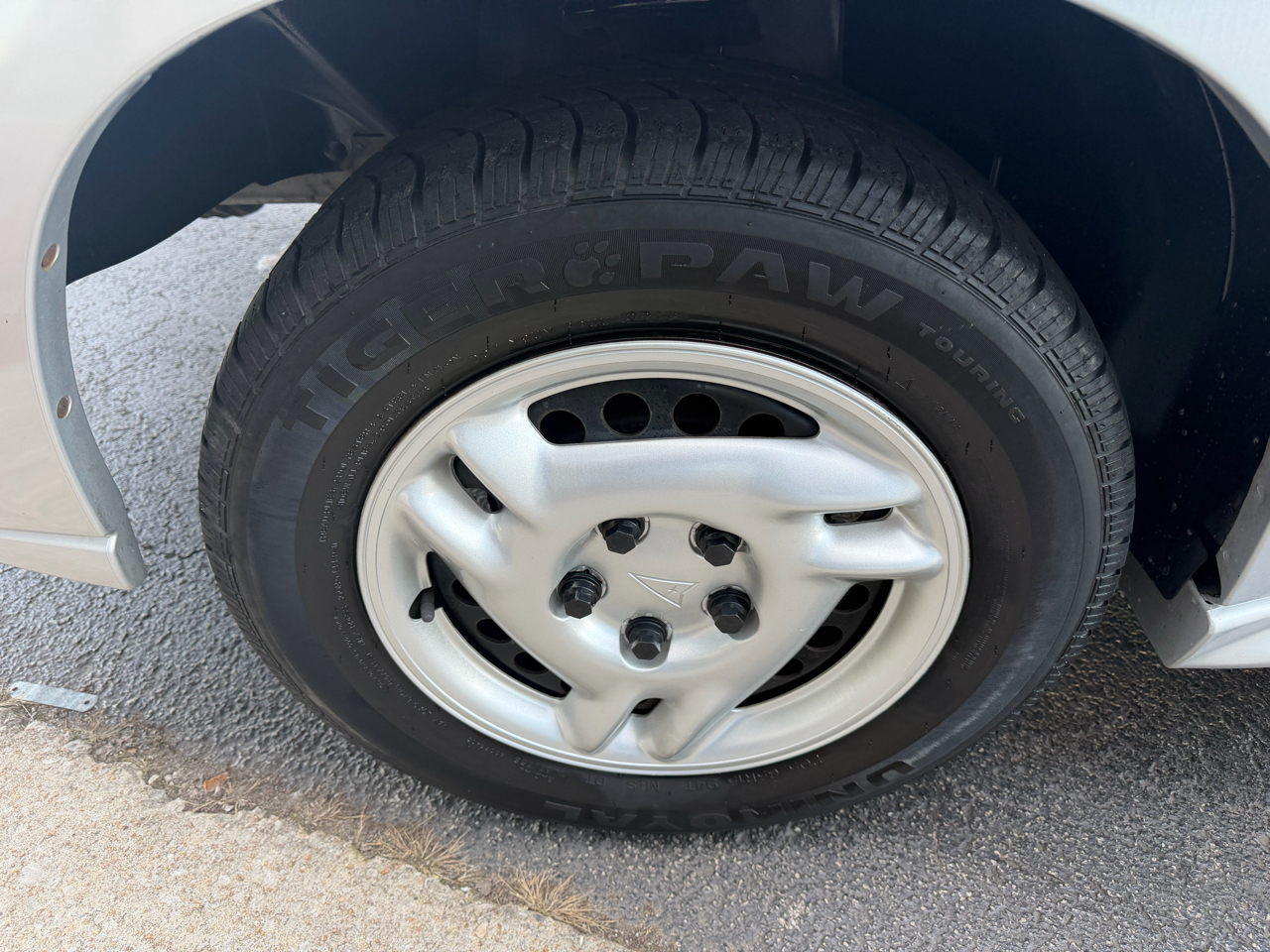 Pontiac Grand Am SE Sedan 2005