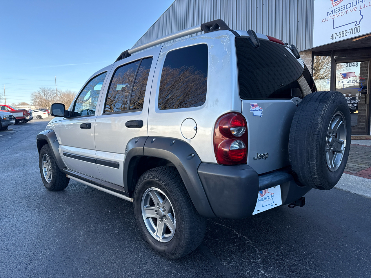Jeep Liberty Renegade 2WD 2006