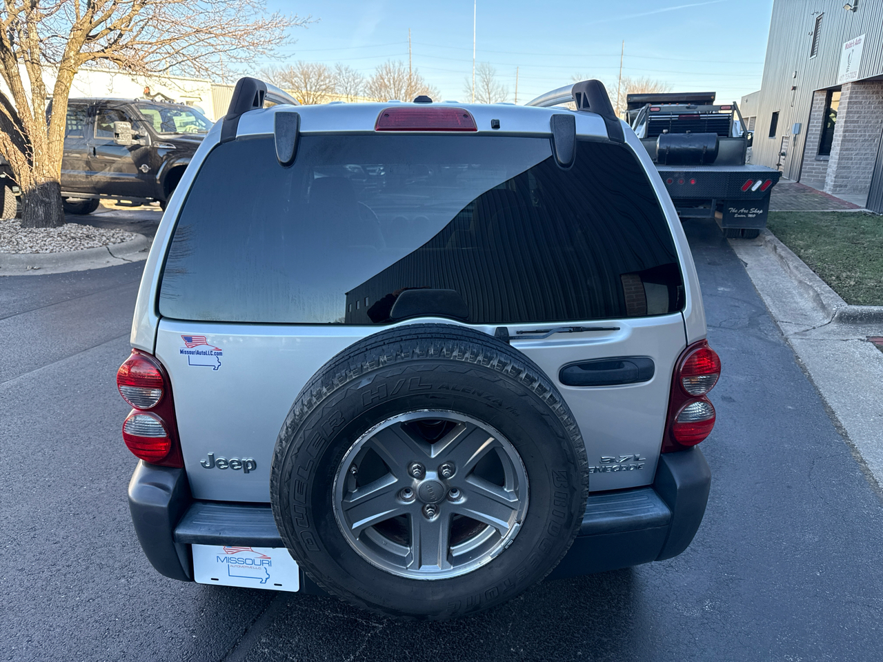 Jeep Liberty Renegade 2WD 2006