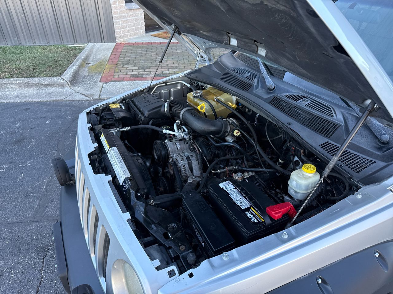 Jeep Liberty Renegade 2WD 2006