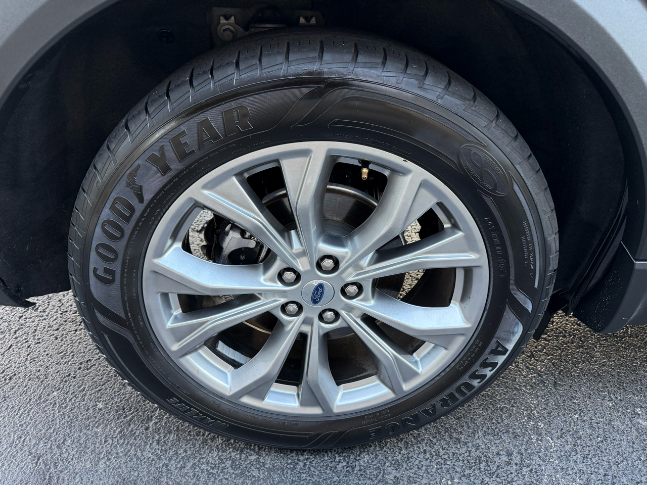 Ford Explorer Limited 2022