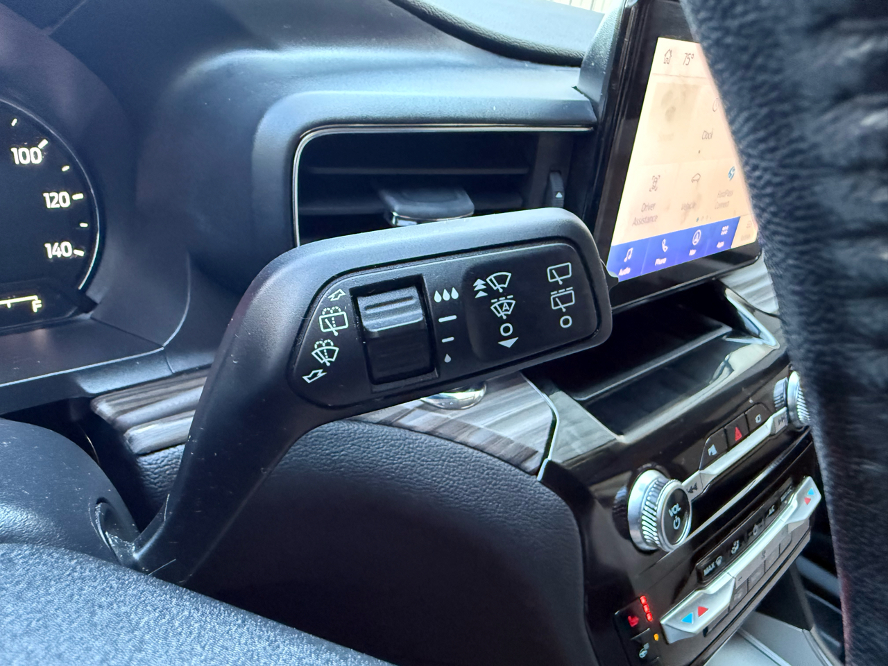 Ford Explorer Limited 2022