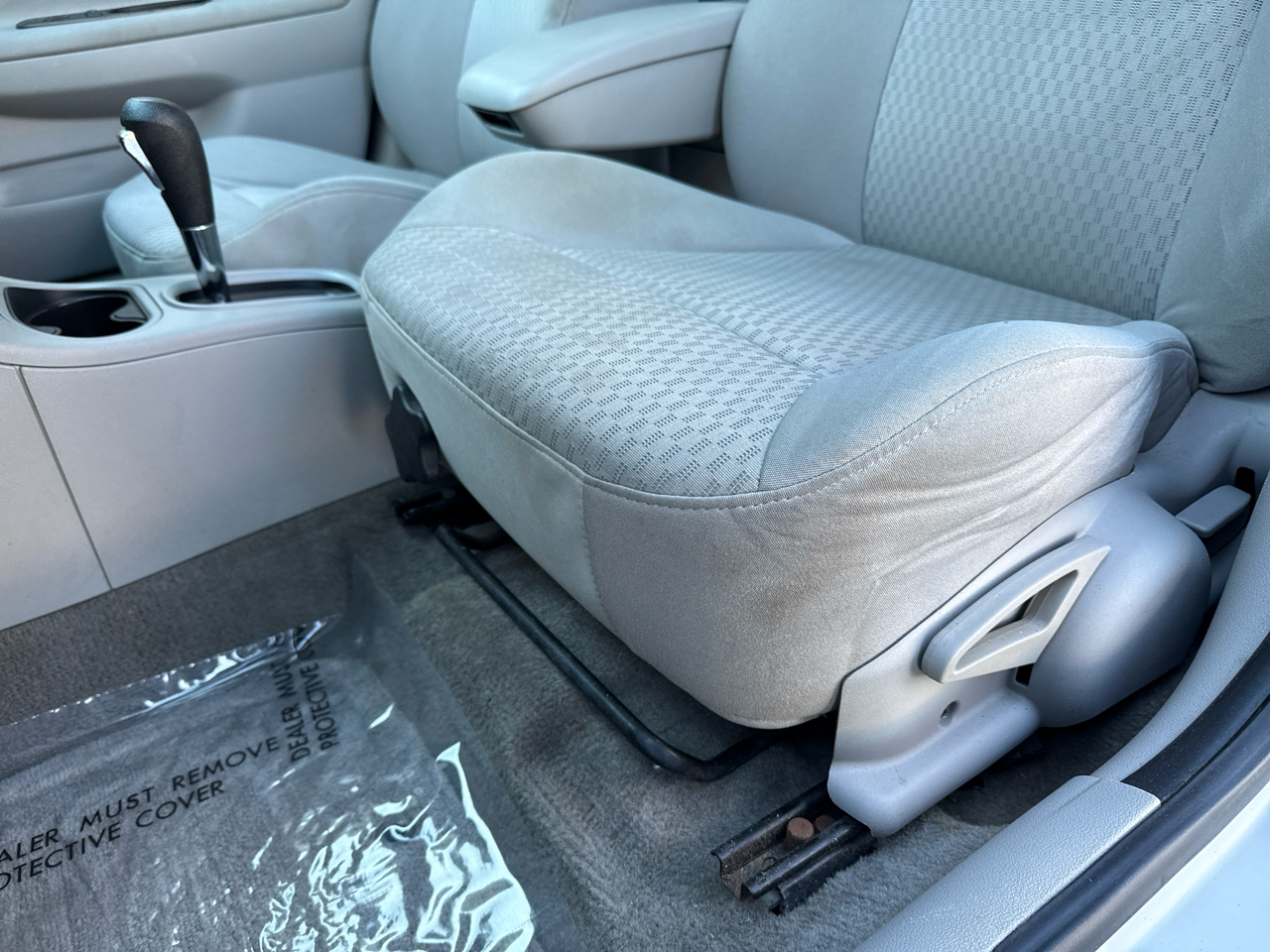 Chevrolet Cobalt LS Sedan 2005