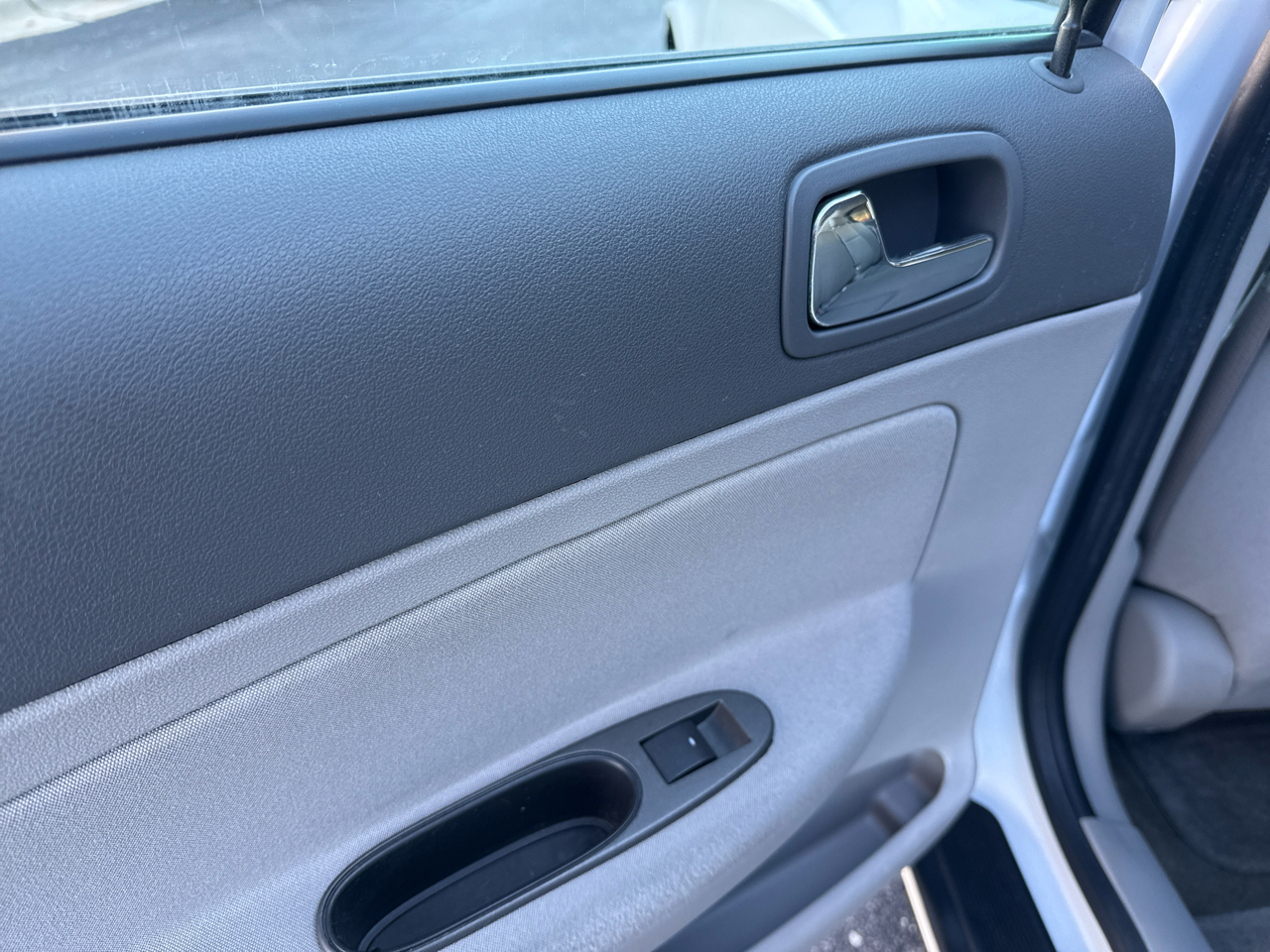 Chevrolet Cobalt LS Sedan 2005