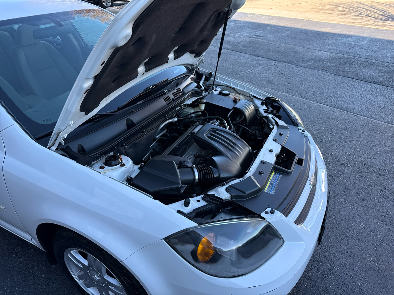 Chevrolet Cobalt LS Sedan 2005