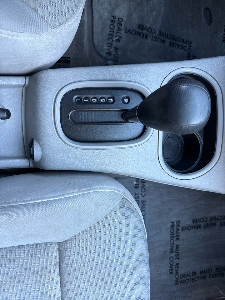 Chevrolet Cobalt LS Sedan 2005