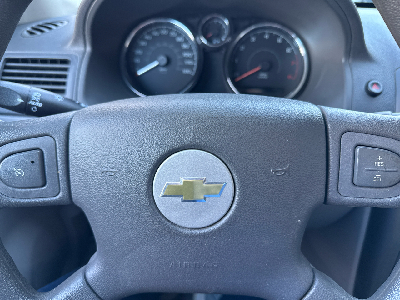 Chevrolet Cobalt LS Sedan 2005