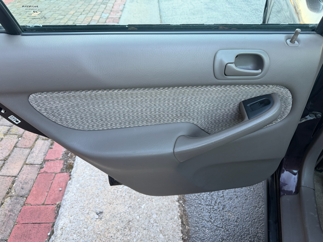 Honda Civic EX sedan 2000