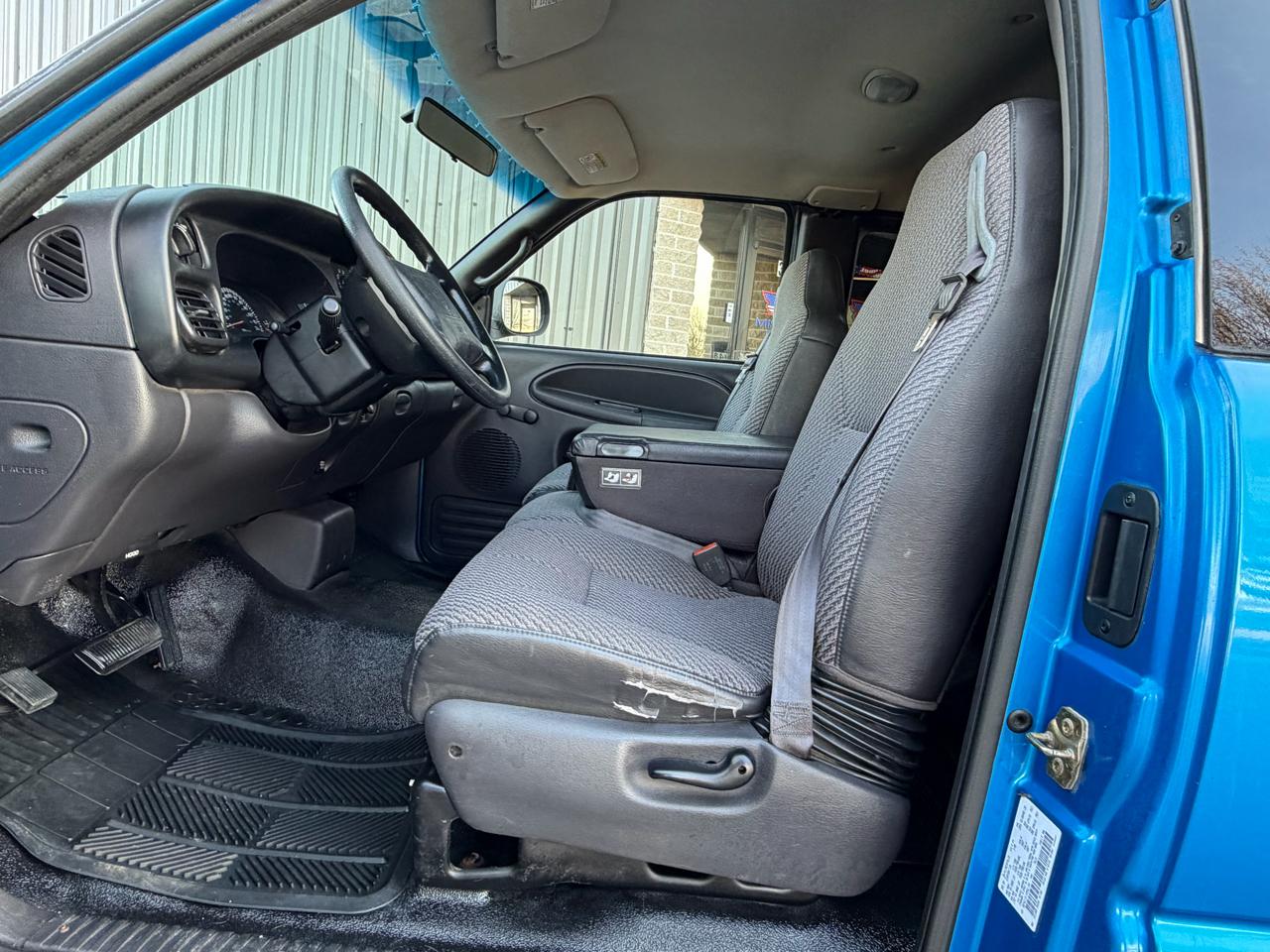 Dodge Ram 1500 Quad Cab Short Bed 2WD 1999