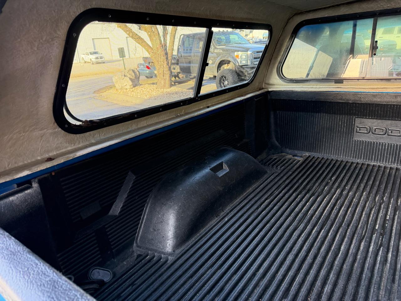 Dodge Ram 1500 Quad Cab Short Bed 2WD 1999