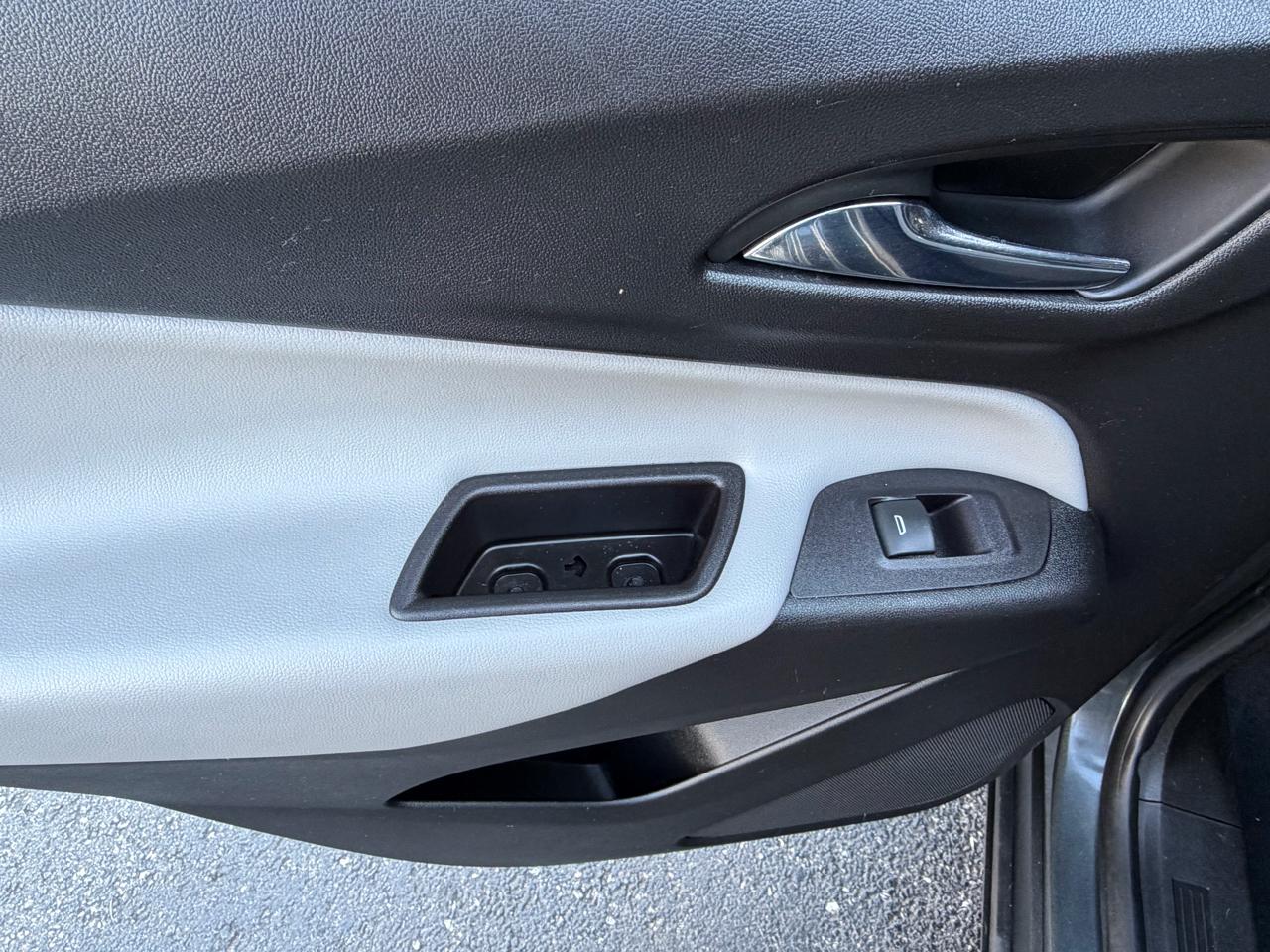 Chevrolet Equinox LS 2WD 2021