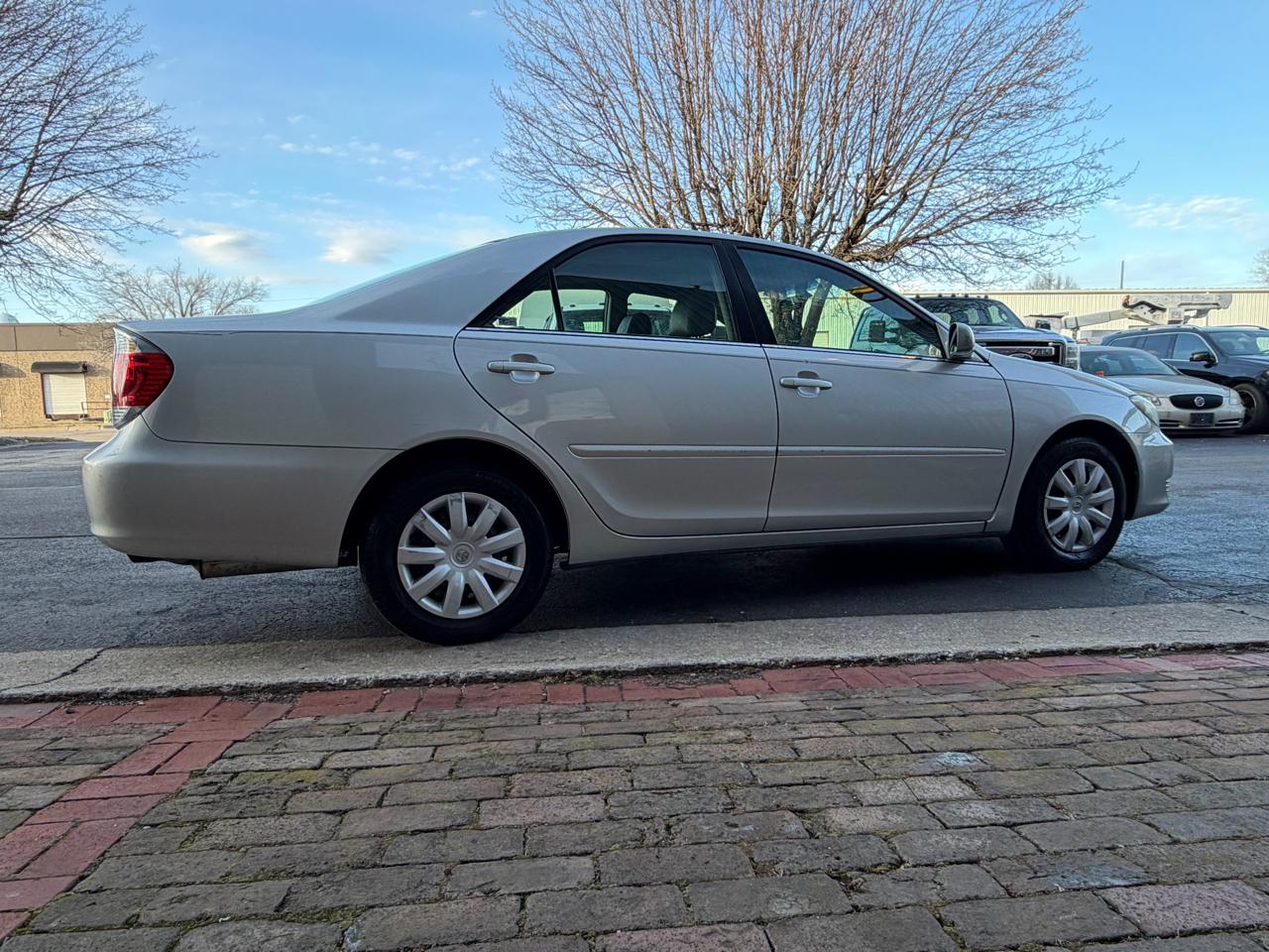 Toyota Camry LE 2005