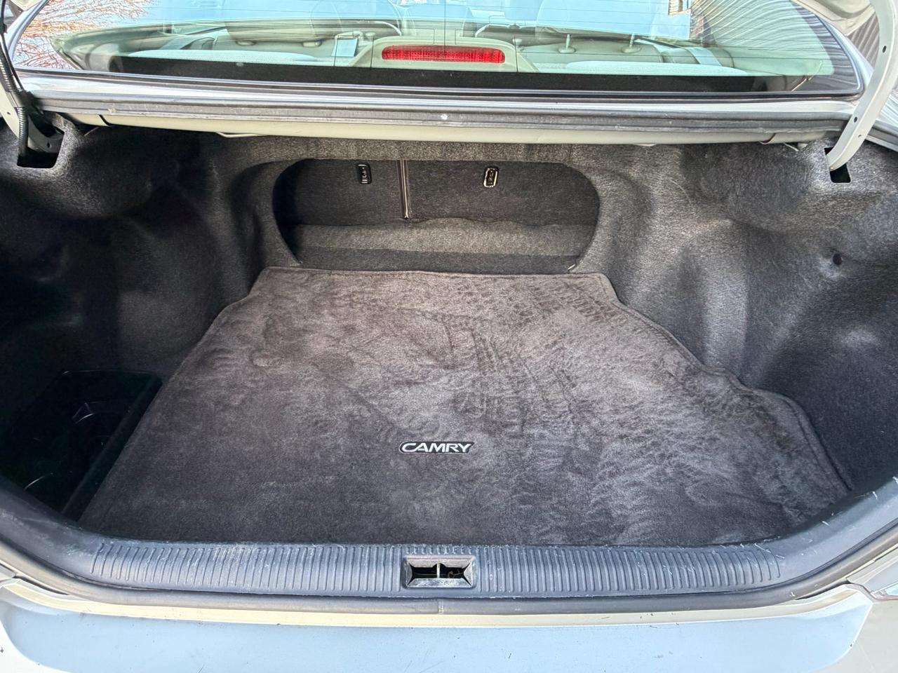 Toyota Camry LE 2005